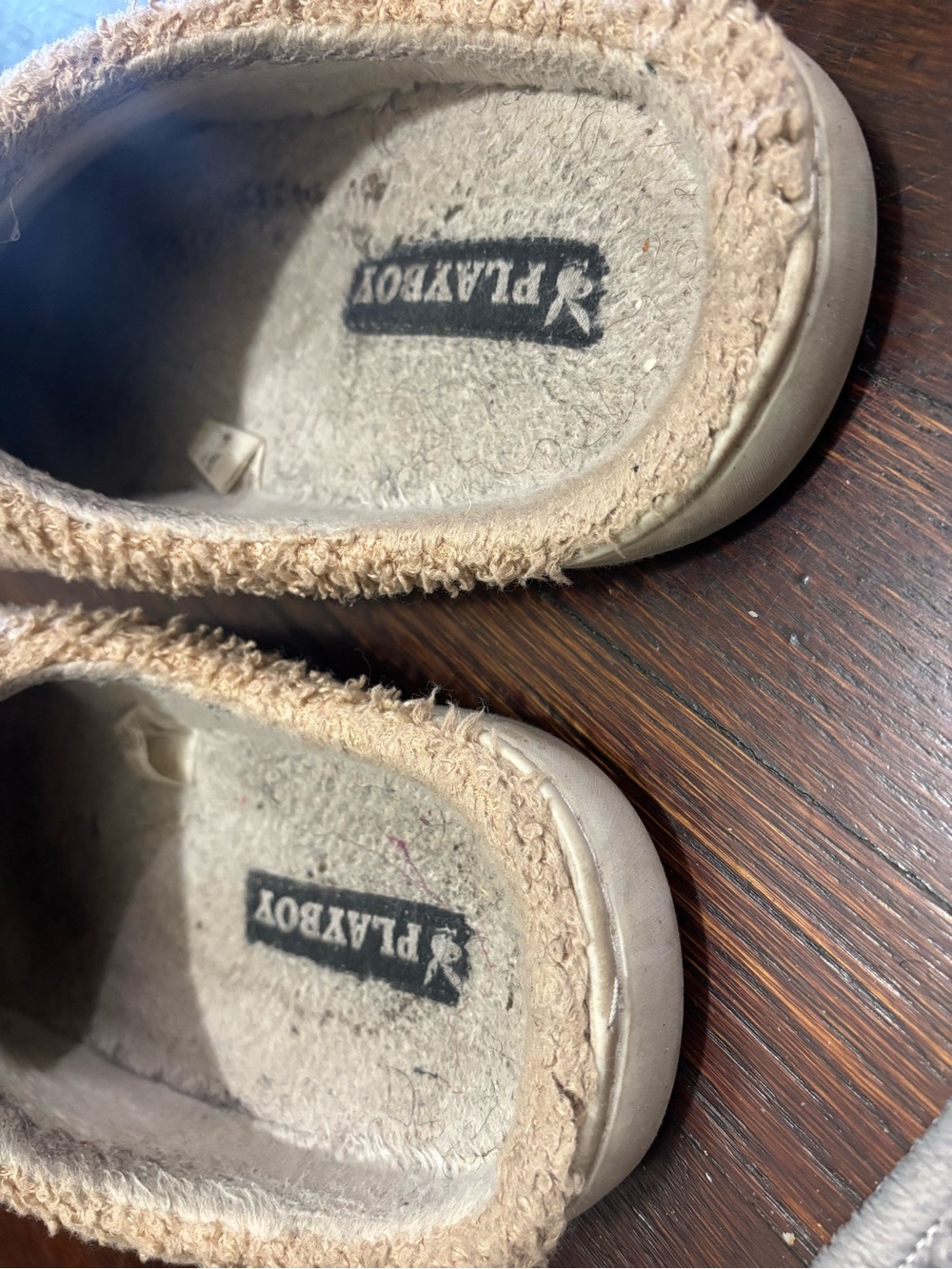WELL WORN PLAYBOY Beige Women’s Plush Slide Slippers - Picture 8 of 9
